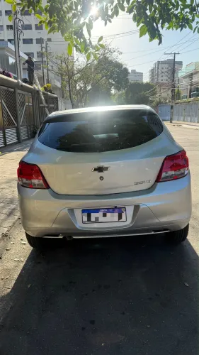Chevrolet Onix Hatch LT 1.0 8V Flex Power Mec. 4P 2016