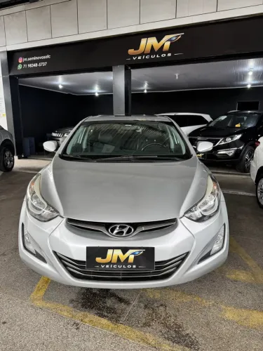 Hyundai Elantra GLS 2.0 16V Flex Aut. 2015