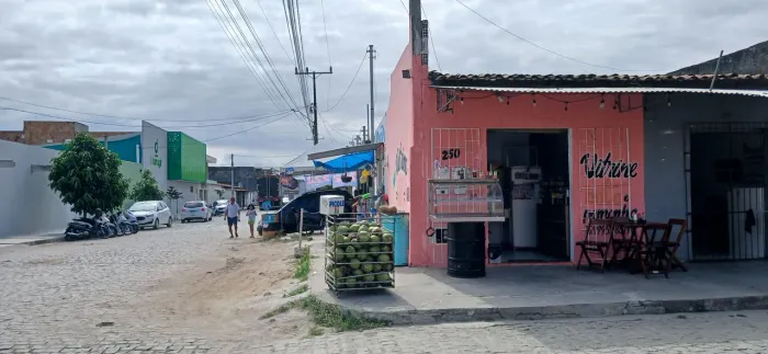 Vende -se um ponto comercial
