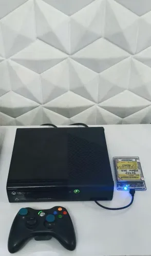 Xbox 360 Super Slim Com HD Externo 320GB Cheio De Jogos 