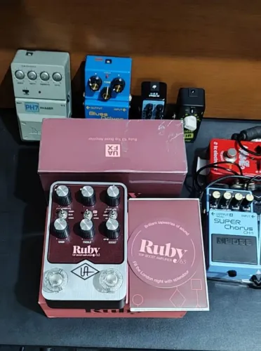 Pedal Ruby Universal áudio 