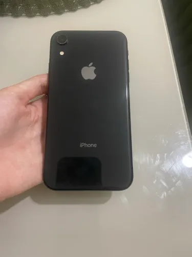 IPHONE XR COM DEFEITO!