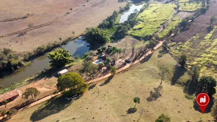 Sítio com 16 dormitórios à venda, 250000 m² por R$ 8.000.000,00 - Aranha - Brumadinho/MG