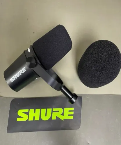 Microfone shure MV7+