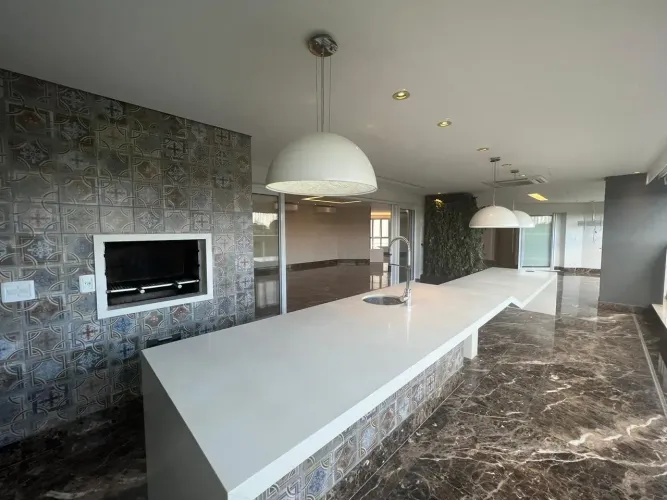 Apartamento com 4 suites, 330m2, Vista livre para o Lago das Rosas, Fino Acabamento, OPORT