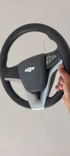 Volante Paralelo Cruze.