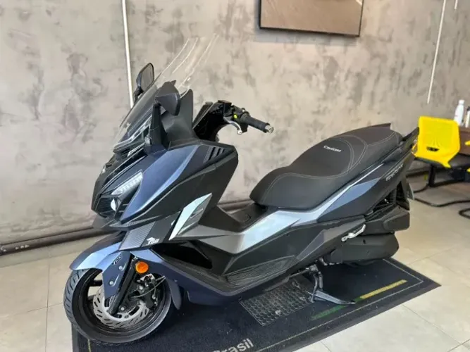 CRUISYM 300 -2025 - 24.400KM - CARTÃO EM ATÉ 24X - ERICA
