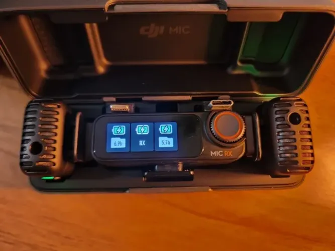 DJI Mic 2 (32 bit float - 2 lapelas sem fio)