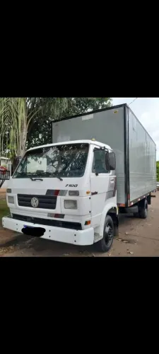 Caminhão Baú Volkswagen 7.100 ano1997BOM DE TUDO SÓ PEGAR E TRABALHAR, SEM DOR DE CABEÇA