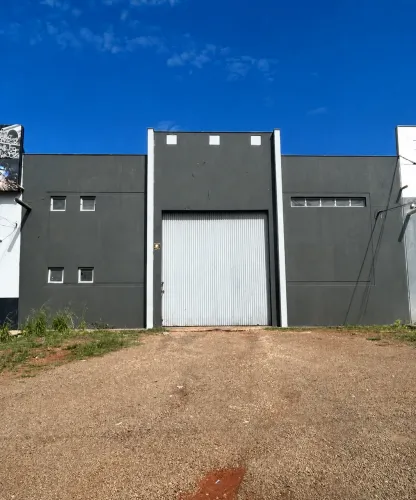 Barracão para alugar em Londrina, Jardim Portal de Versalhes 1, com 1000 m²
