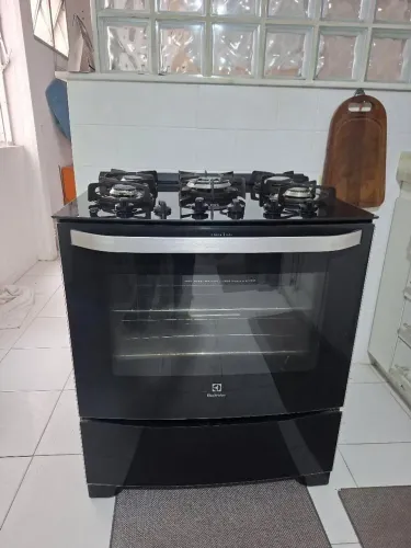 FOGÃO ELETROLUX 5 BOCAS COM TAMPO DE VIDRO