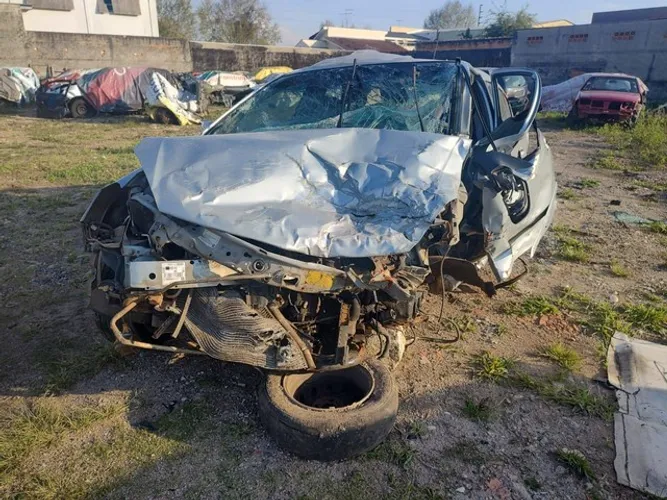 Sucata Vectra Elegance 2.0