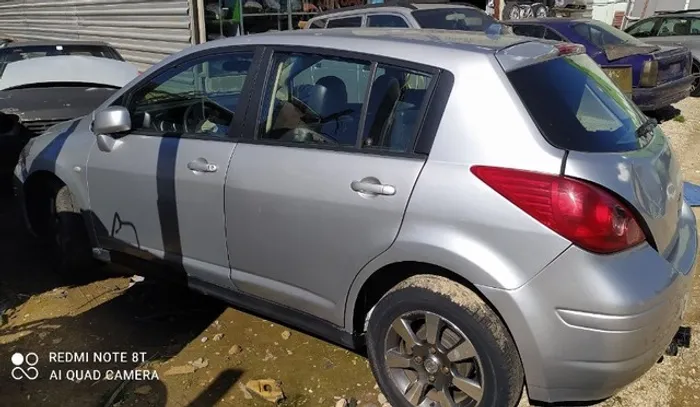 Sucata Nissan Tida 1.8 Para Retirada de Peças