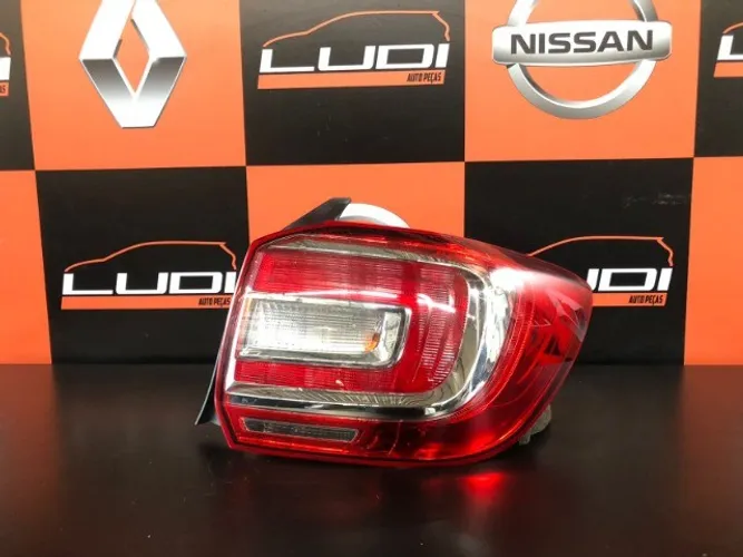 Lanterna Traseira de Renault Logan 2014 a 2018 original