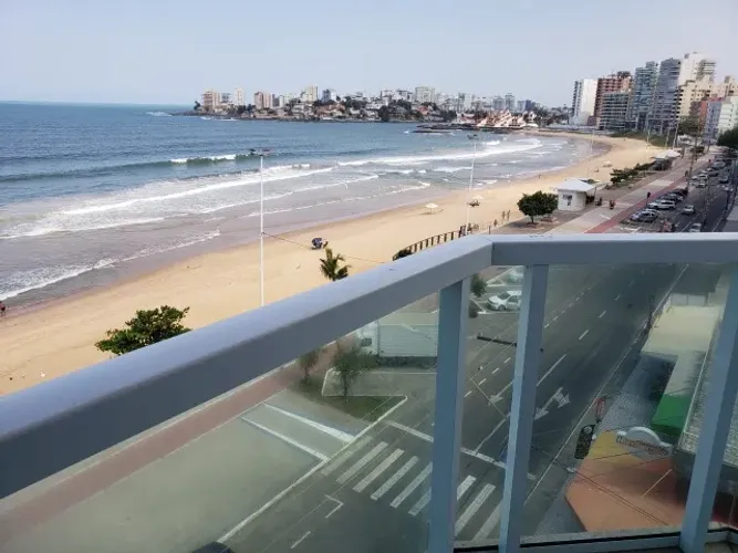 Apto beira mar ,3 quartos sendo uma suite