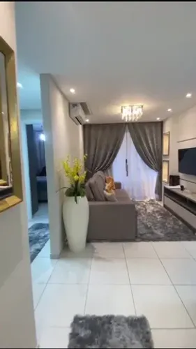 Apartamento mobiliado! (2 quartos,1 vaga), oportunidade em Itapema!
