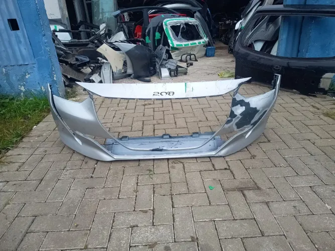 Parachoque Peugeot 208 2021 a 2024