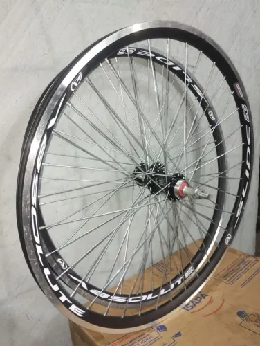 Par de rodas Aro 26 Absolute ,cubos de rolamento 