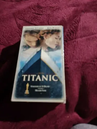 Fita VHS do Titanic 