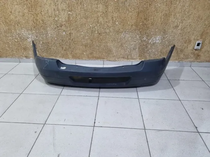 Parachoque traseiro Clio Sedan 1999/2000/2001/2002 Novo