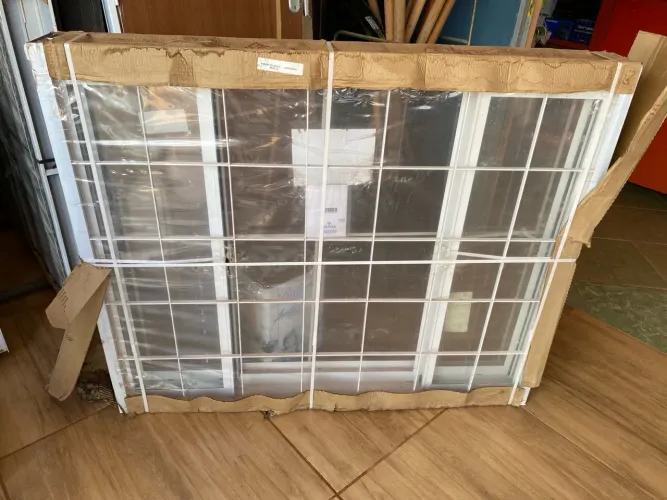 JANELA 100X120 C/GRADE REFORÇADA GRAVIA