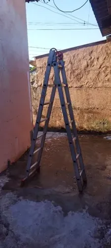 Escada extensiva alumínio 7x2 degraus  R$500,00