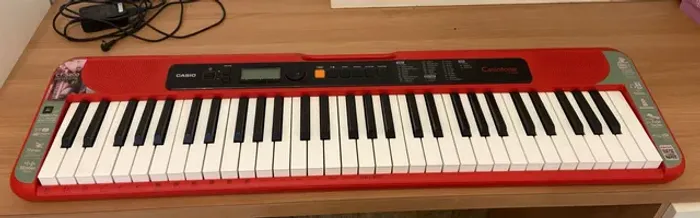 Teclado CASIO CT- S200 