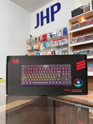 Teclado Mecânico Gamer Redragon Dark Avanger Preto Rainbow RGB Switch Azul | Curitiba