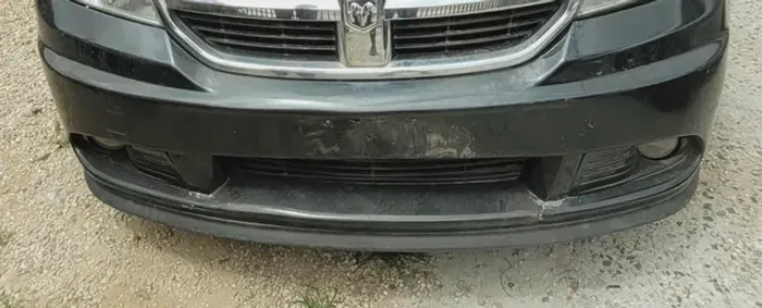 Parachoque Dianteiro Dodge Journey 2010 2.7 (com Avarias)