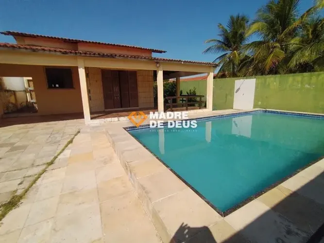 Excelente casa na Praia do Presídio.