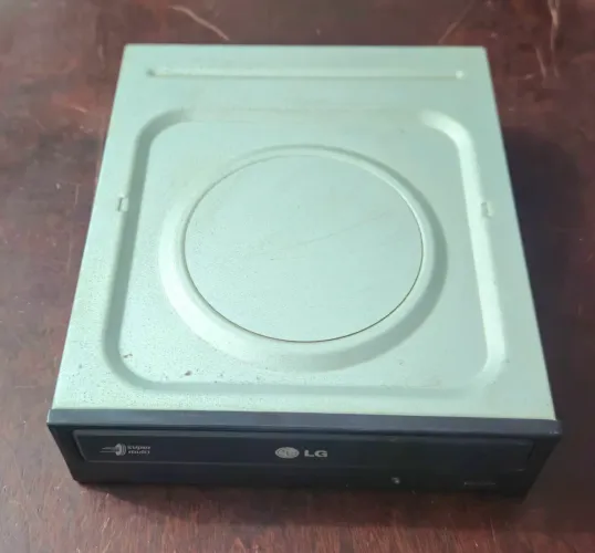 Leitor e Gravador Interno de Dvd LG Supermulti GH22NS50 SATA