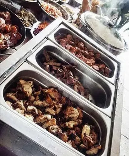 Buffet de churrasco+guarnição+sobremesa a partir de 50 reais por pessoa 