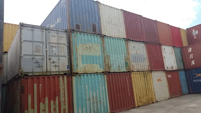 Venda Container 20 pés  contato: *