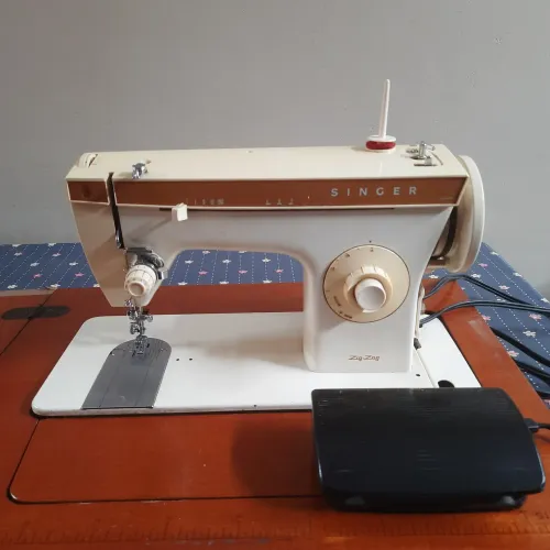Máquina de Costura Singer Zig Zag