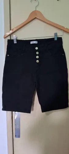 Shorts Jeans Feminino Preto com Botões