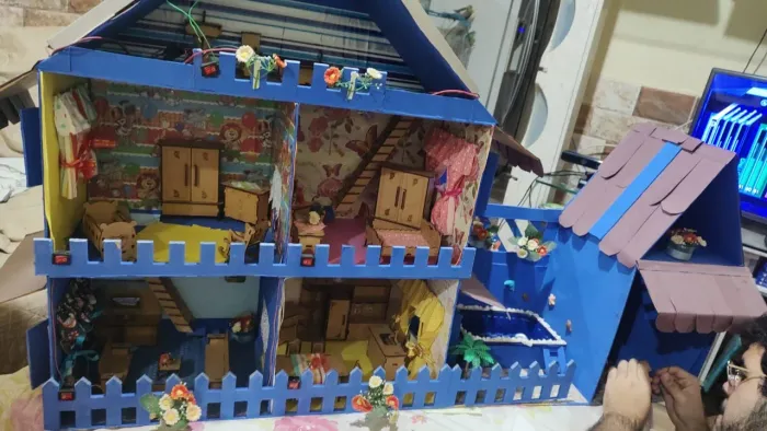Casinha de Boneca em MDF