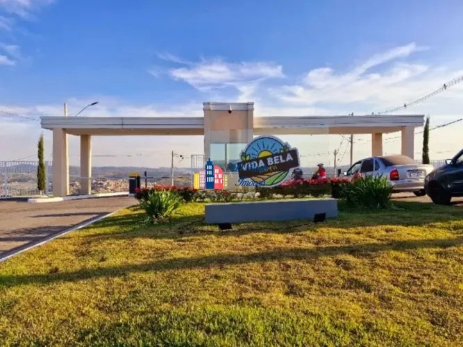 Terreno em Condomínio à Venda em Itapevi-SP - 214,00 m² no Centro