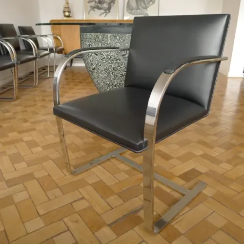 Cadeiras Brno - Designer Ludwig Mies Van der Rohe, 1930. Conjunto de 6 ou 8. PREÇO UNIDADE