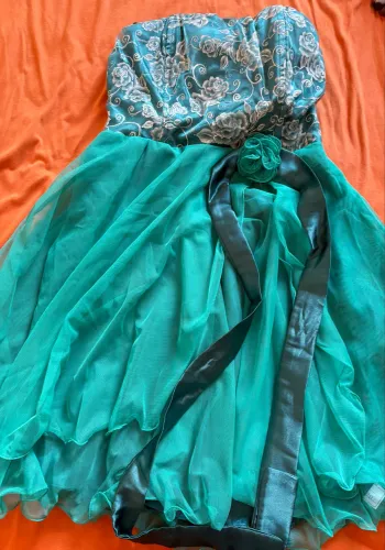 vestido de festa juvenil verde tule e renda - flor aplicada tam P *ACEITO TROCAS*
