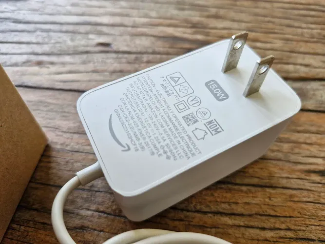 Fonte original Echo Dot Alexa