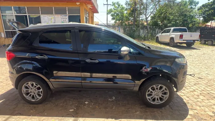 Ford Ecosport Freestyle 1.6 16V Flex 5P 2013