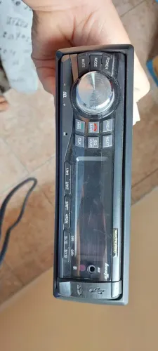 Toca CD automotivo 