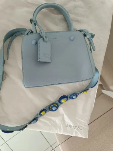 Bolsa Arezzo Azul Celeste com Alça Decorada