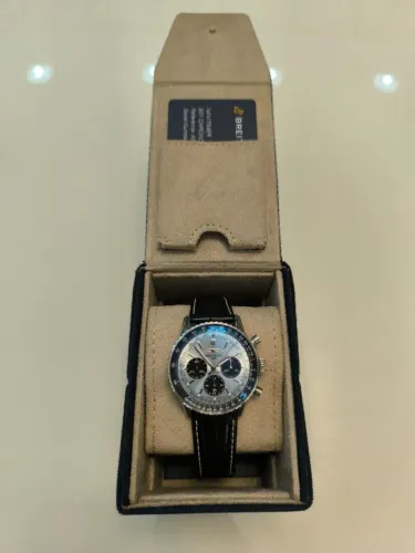 Relógio Breitling Navitimer Aço 43mm Ice Blue Original Usado Completo