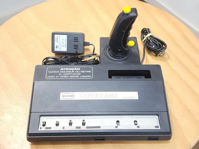 Cce super Game vg 2800com cabo av