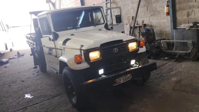 Toyota Band.Picape Chassi Longo Diesel 1990