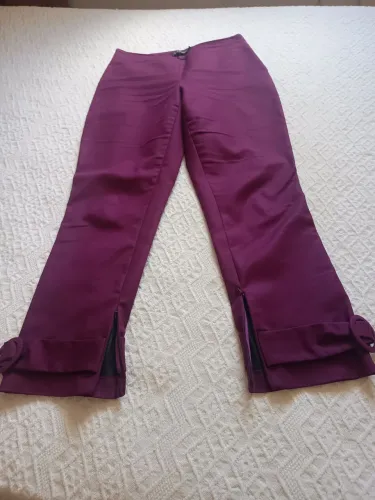 Calça Social LeLis Blanc Original Feminina Vinho Intenso Detalhes