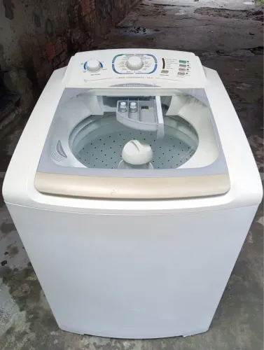 Vendo máquina de lavar roupa Electrolux 15 kg 