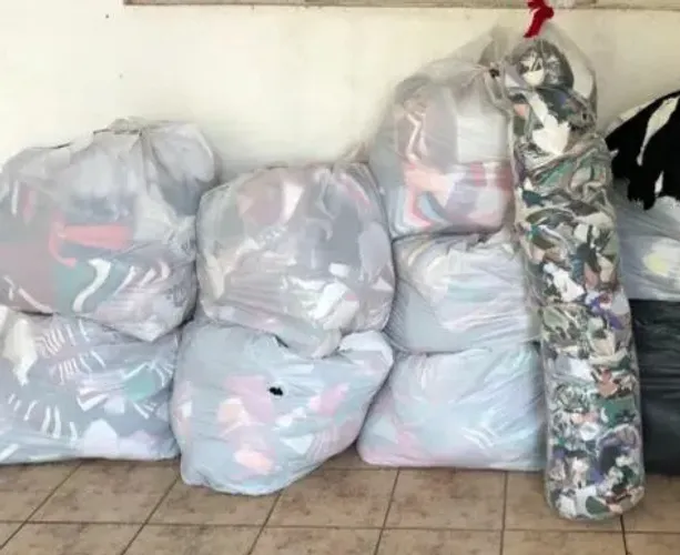 Sacos com retalhos para enchimento 