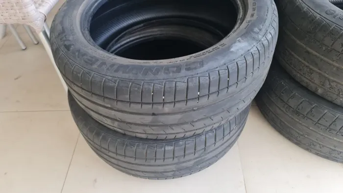 4 Pneus